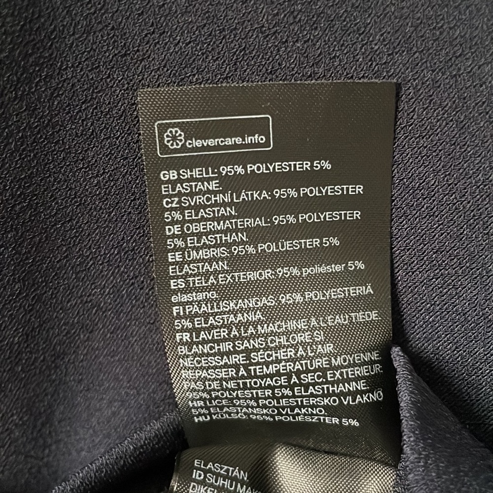 H&M Blouse - Picture 5 of 5